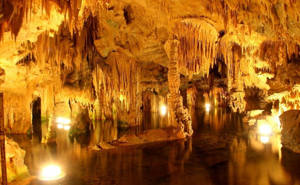 The Diros Cave