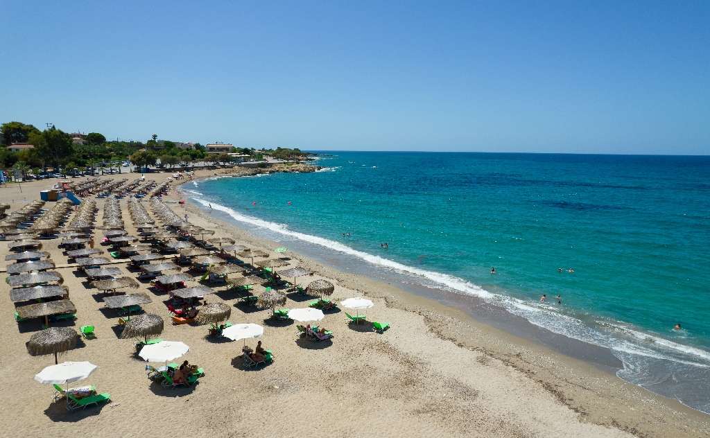 Elegant Beach Hotel Kyparissia