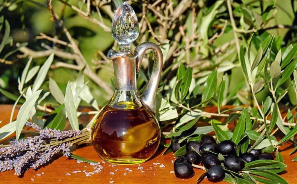 Olive Oil Karambotsos
