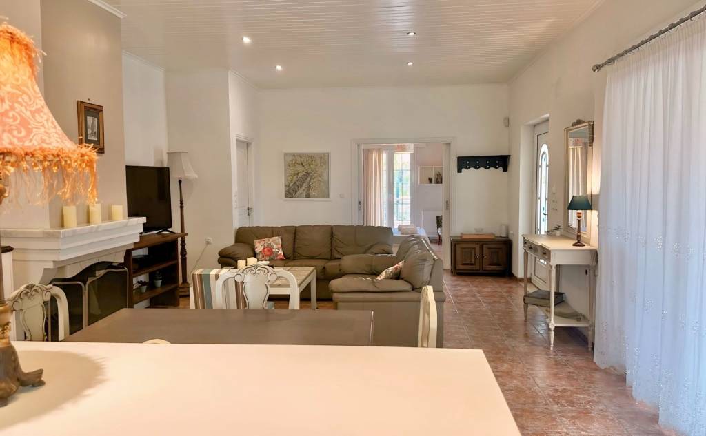 Villa Bianca-Villas to Rent