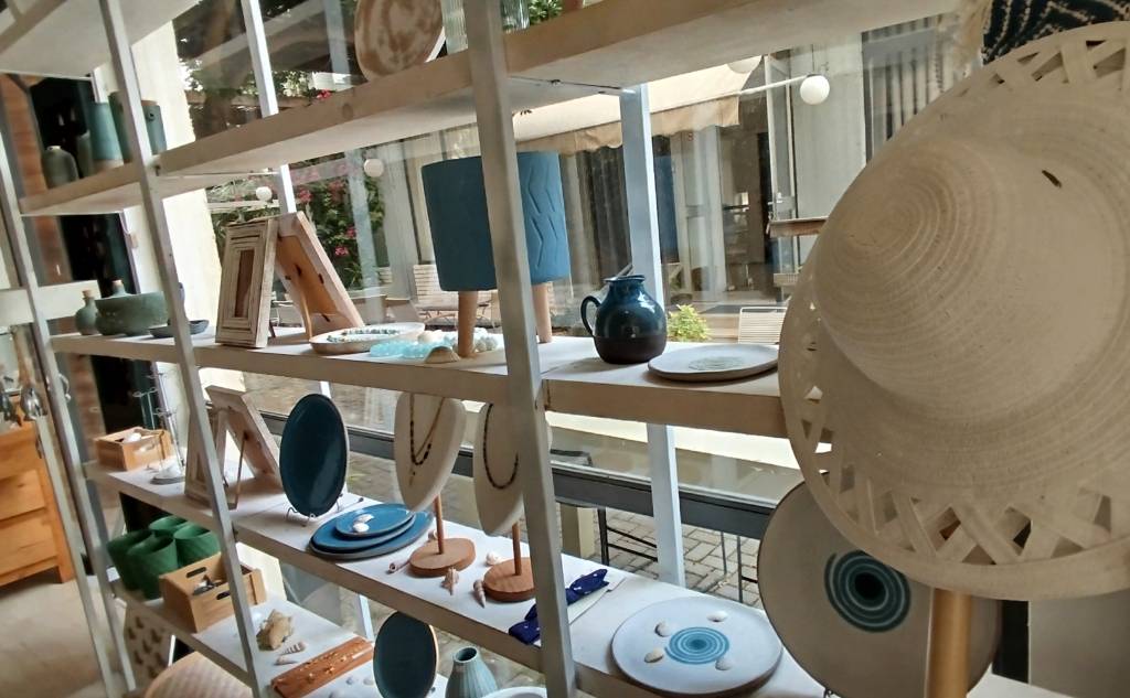 Local FlavorinGreece - Καφέ/Παραδοσιακά Προϊόντα