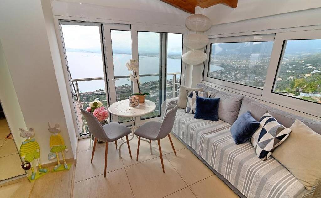 Theoni Suites-Ενοικιαζόμενα Διαμερίσματα