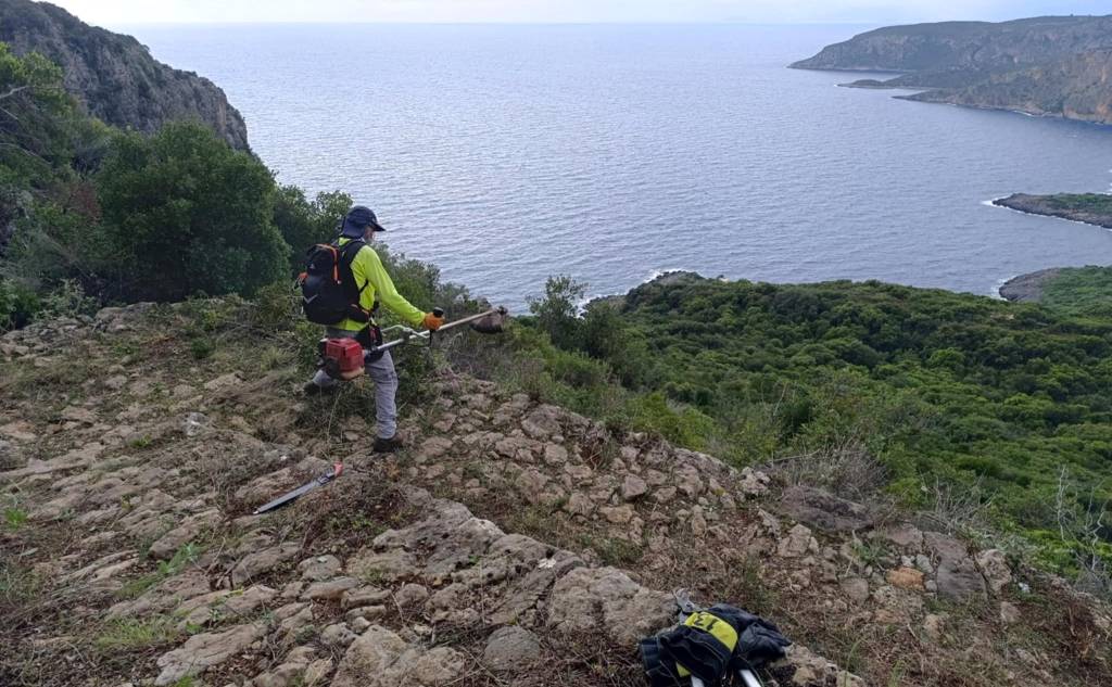 Κάλεσμα για καθαρισμό μονοπατιού στην περιοχή Καρδαμύλης