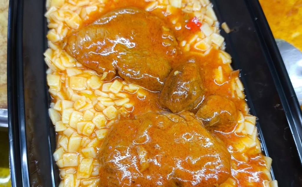 Me ta kremmydakia... - Restaurant
