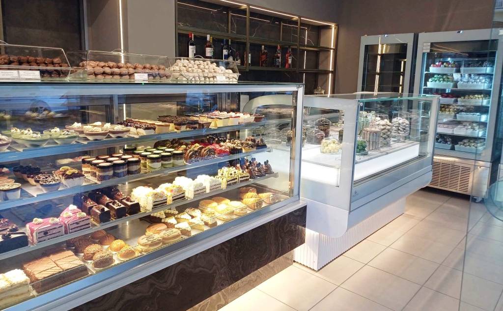 Πραλίνα - Ζαχαροπλαστείο (Κεντρικό)