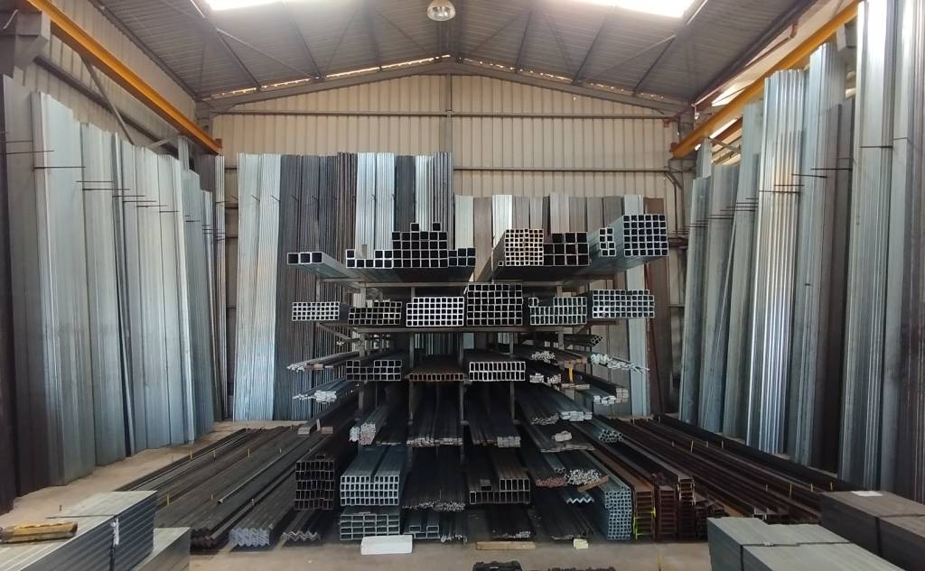 Γκλιάτας Κωνσταντίνος-Εμπορικό Κέντρο Αλουμινίου και Σιδήρου