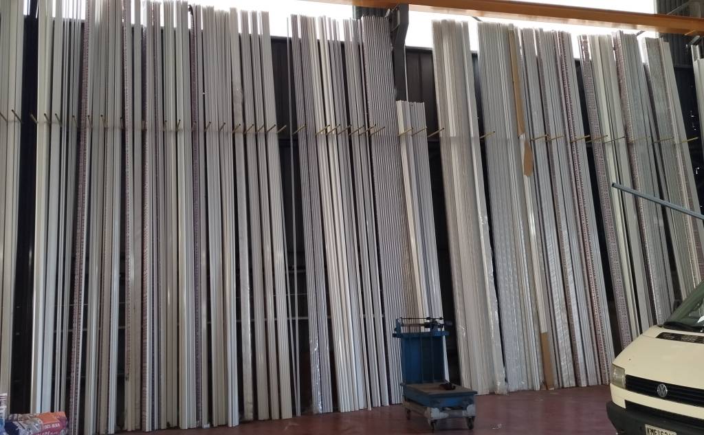 Γκλιάτας Κωνσταντίνος-Εμπορικό Κέντρο Αλουμινίου και Σιδήρου