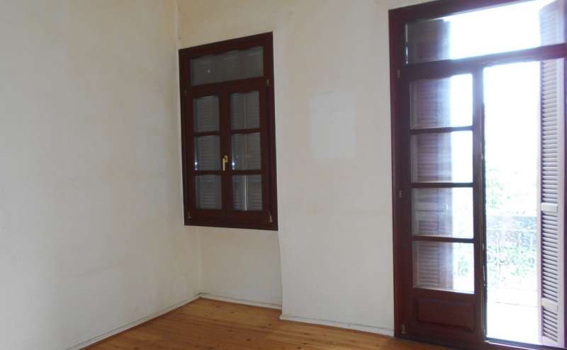 Detached house with great view in Gargaliani