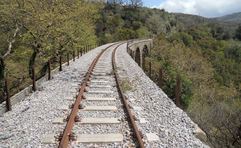 Τραινοπερπάτημα: Παραδείσια - Χράνοι Αρκαδίας