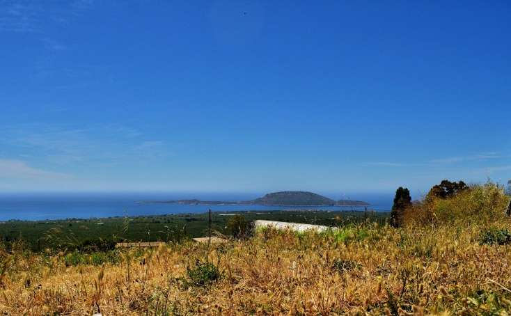 Plot with panoramic views in Gargaliani