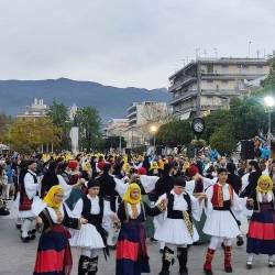 Χορευτικό αντάμωμα στην Κεντρική Πλατεία Καλαμάτας