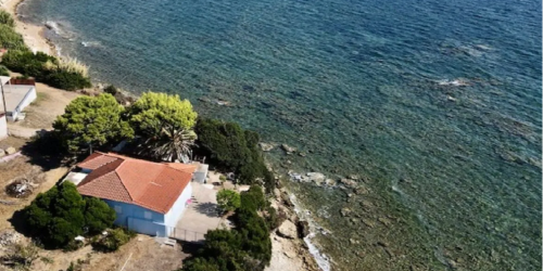 Seaside Detached House in Gargaliani